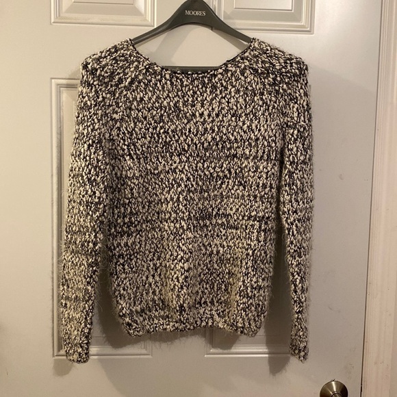 Buffalo David Bitton Women Eyelash Twisted Yarn Sweater Grey White Size Small - Picture 2 of 7